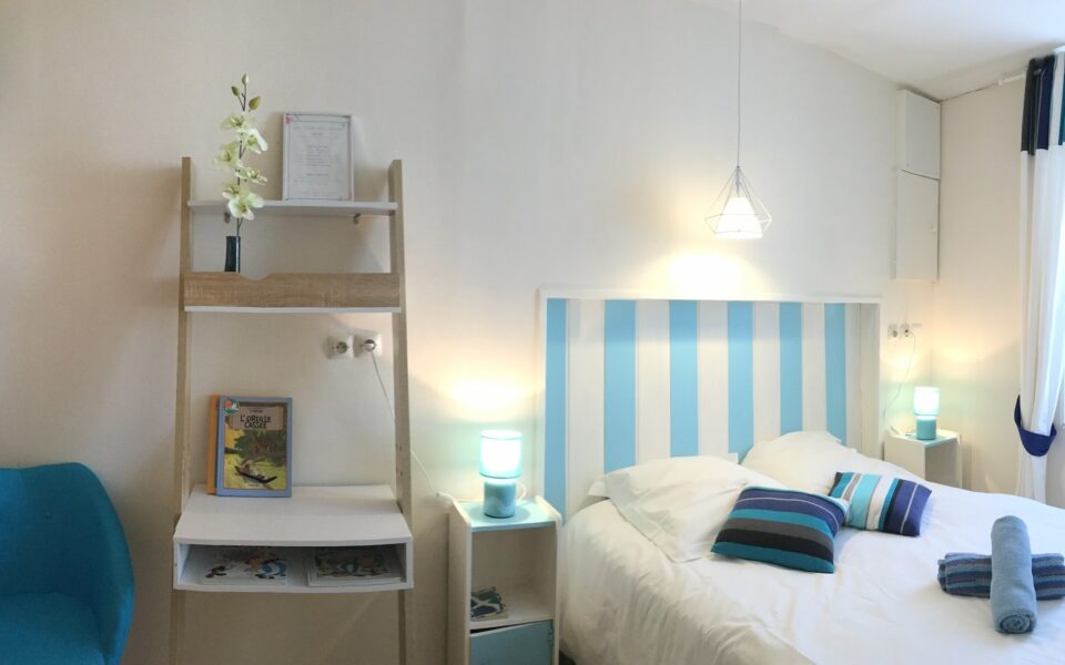 chambre-Bateau3-lauriersroses-Marennes