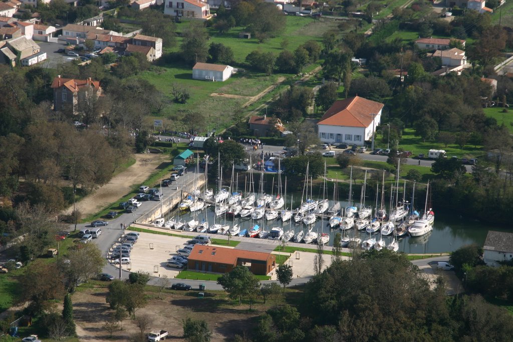 tout sur Marennes le Port de plaisance vue aérienne