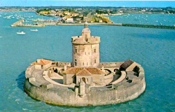 Fort Louvois Cyclotourisme Marennes-Logis des Lauriers Roses