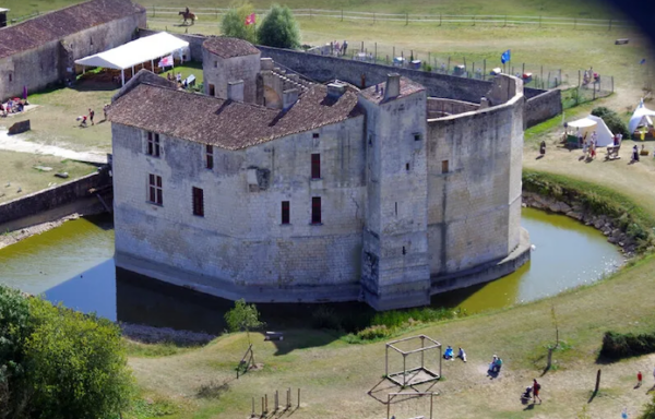 St Jean d Angle cyclotourisme - Marennes Logis