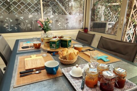 petit dejeuner au jardin