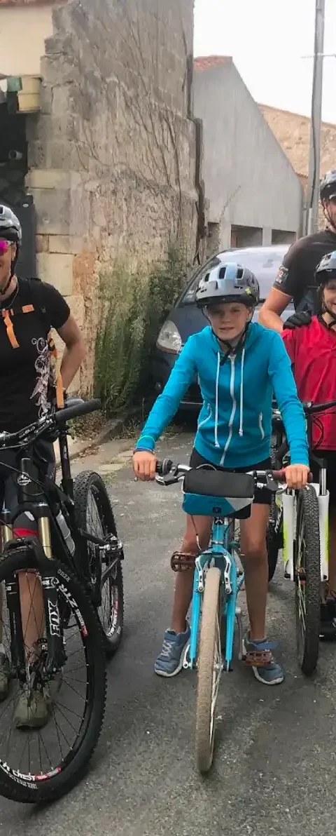 cyclotourisme-famille-marennes
